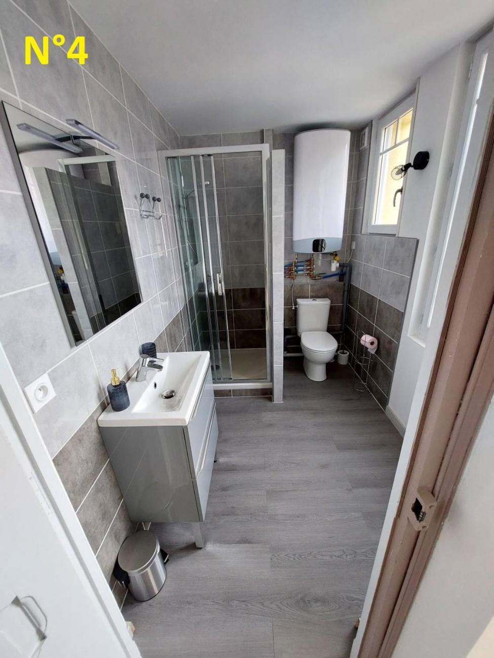 Apartamento Les Cactus Bagnères-de-Bigorre Habitación foto